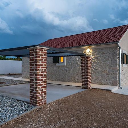 Holiday Home Figurica Novigrad  Екстериор снимка