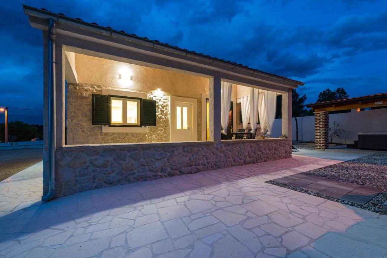Holiday Home Figurica Novigrad  Екстериор снимка