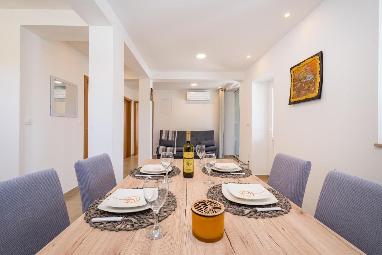 Holiday Home Figurica Novigrad  Екстериор снимка
