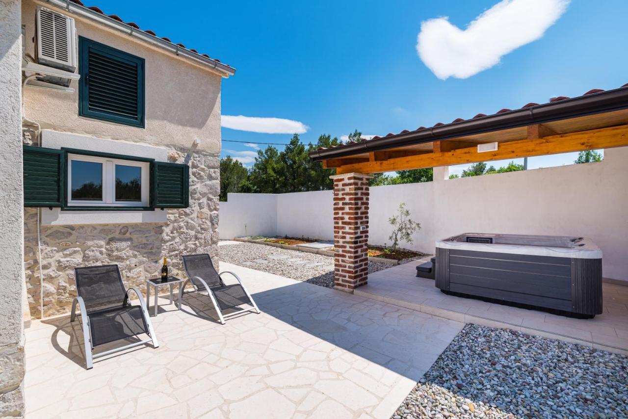 Holiday Home Figurica Novigrad  Екстериор снимка