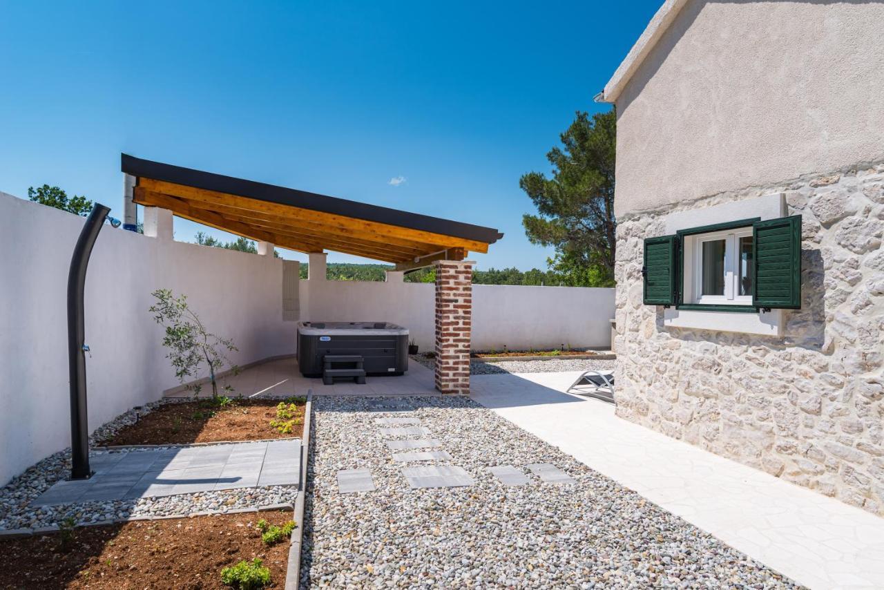 Holiday Home Figurica Novigrad  Екстериор снимка